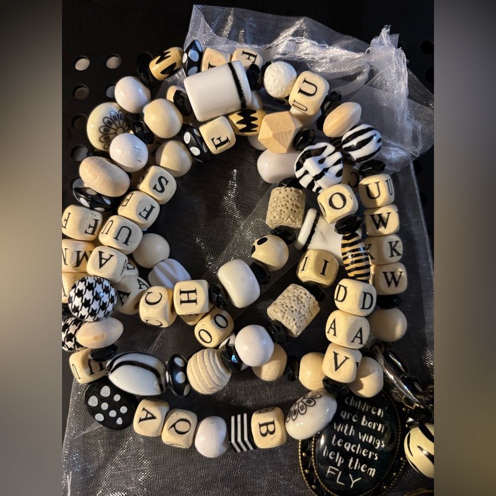 🖤🤍New Teacher’s Lanyard w/ Beaded Letter Necklace